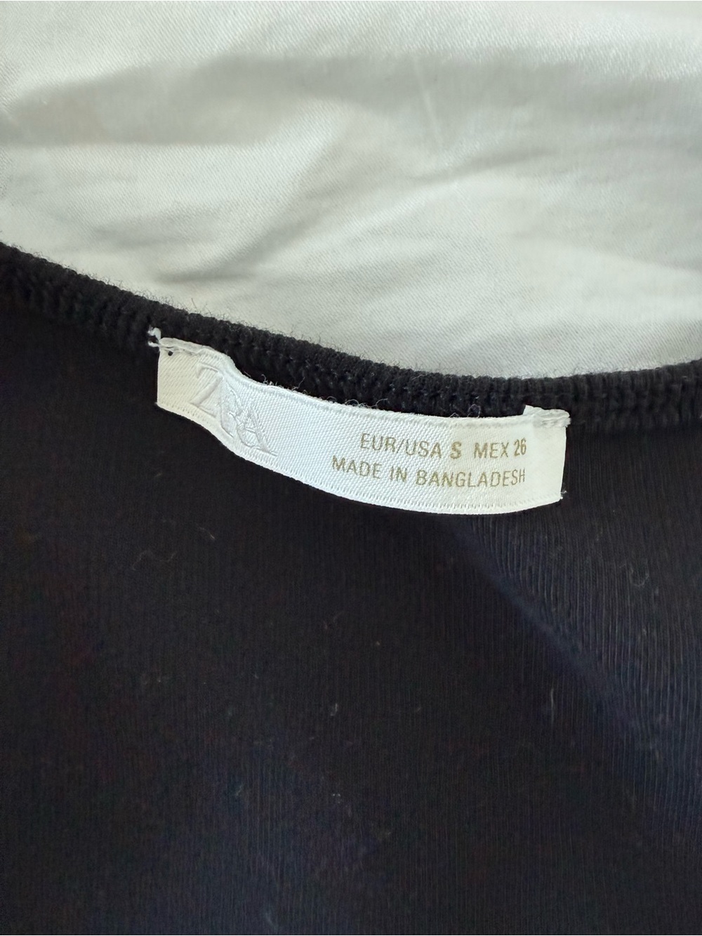 Zara Black Racerback Crop Tank - Picture 2 of 2